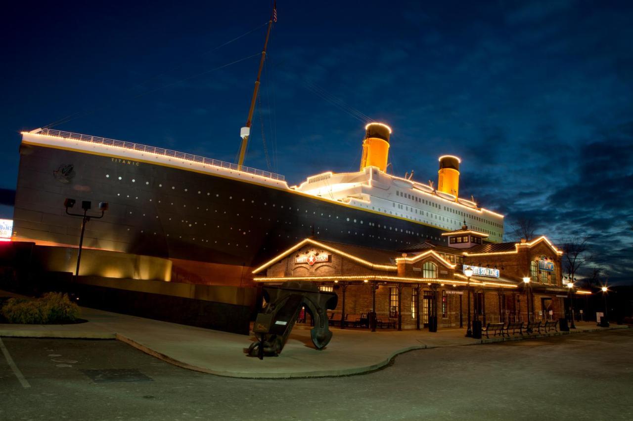 Suite Sensations, Hot Tub, Pool Table, 1089 Free Tickets Each Paid Day, Dollywood And More Pigeon Forge Eksteriør bilde
